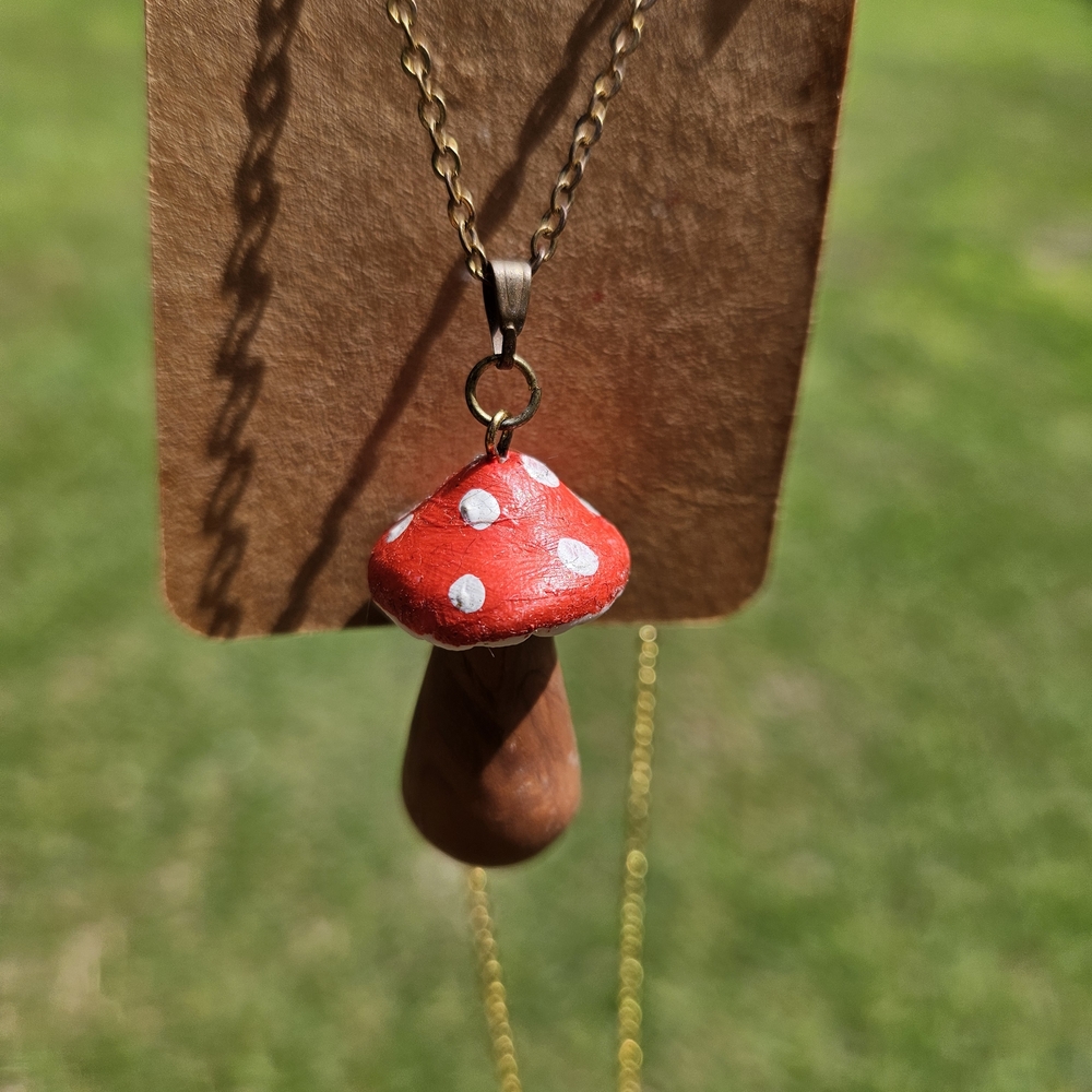 Charming Red Mushroom Pendant Necklace